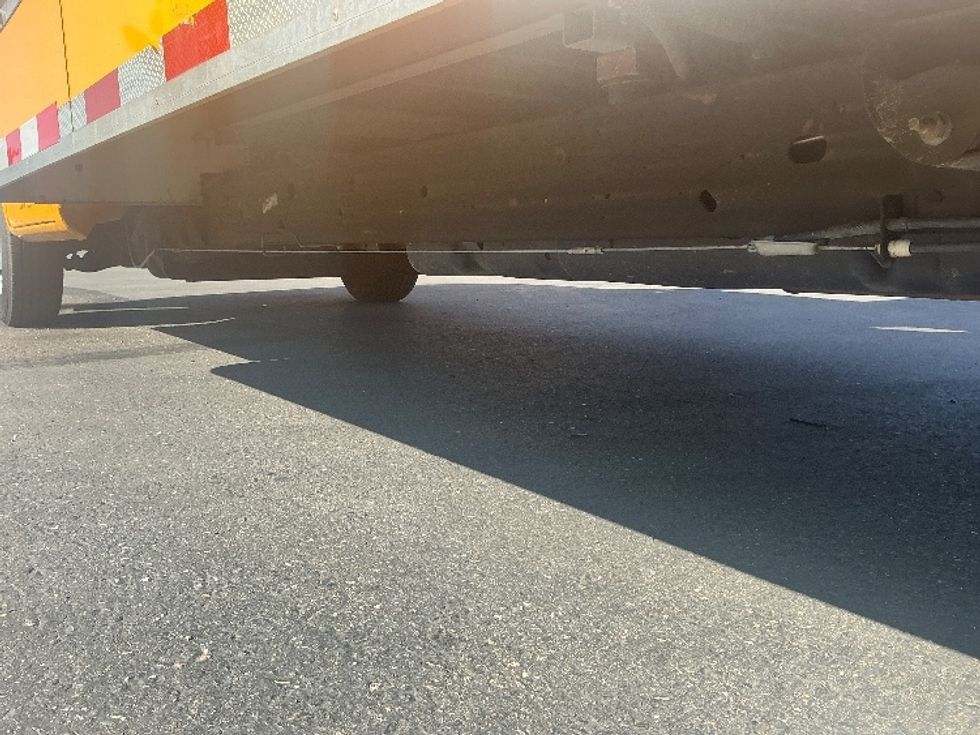 Light Duty Box Truck-Light and Medium Duty Trucks-GMC-2022-Savana G33903-West Sacramento-CA-95,617\n\t\tmiles-$ 28,000 - Image 5