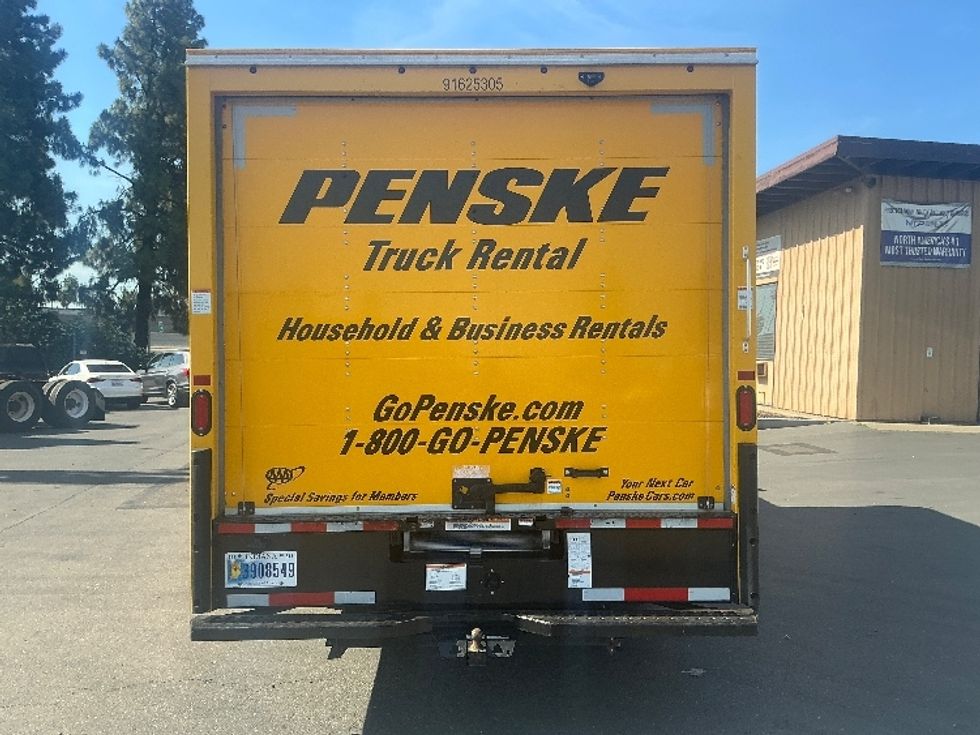 Light Duty Box Truck-Light and Medium Duty Trucks-GMC-2022-Savana G33903-West Sacramento-CA-95,617\n\t\tmiles-$ 28,000 - Image 7