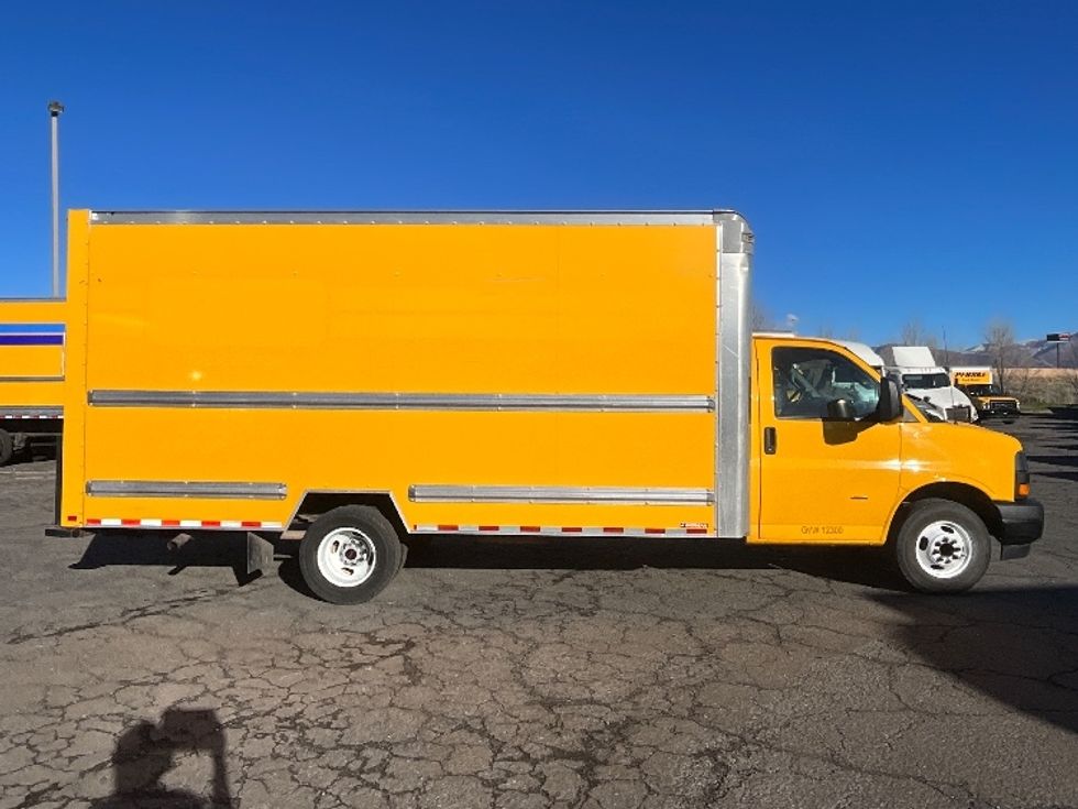 Light Duty Box Truck-Light and Medium Duty Trucks-GMC-2022-Savana G33903-West Valley City-UT-101,940\n\t\tmiles-$ 29,500 - Image 15
