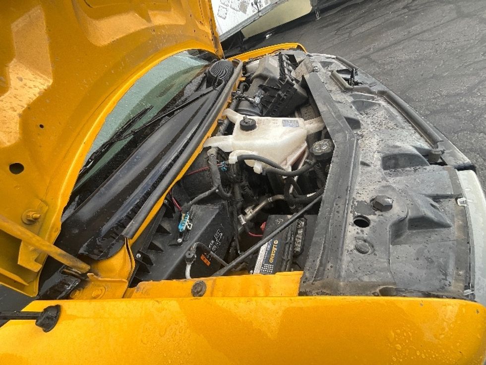 Light Duty Box Truck-Light and Medium Duty Trucks-GMC-2022-Savana G33903-West Valley City-UT-101,940\n\t\tmiles-$ 29,500 - Image 23