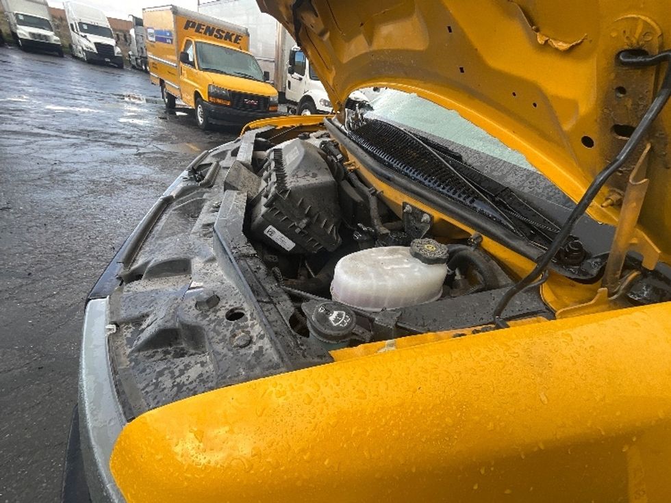 Light Duty Box Truck-Light and Medium Duty Trucks-GMC-2022-Savana G33903-West Valley City-UT-101,940\n\t\tmiles-$ 29,500 - Image 24