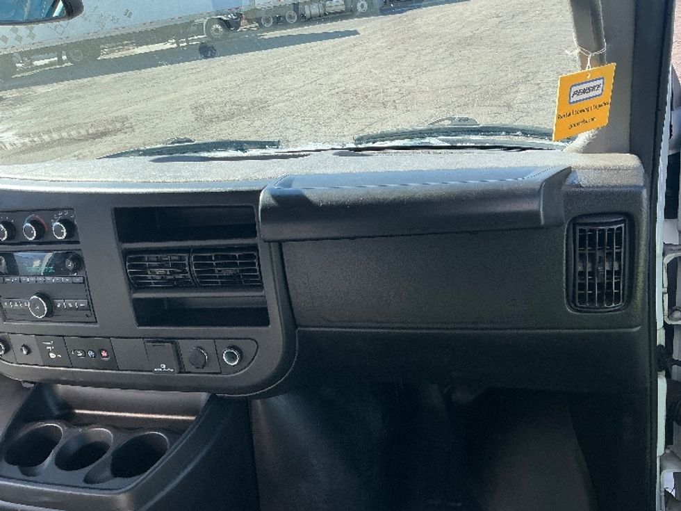 Light Duty Box Truck-Light and Medium Duty Trucks-GMC-2022-Savana G33903-West Valley City-UT-23,869\n\t\tmiles-$ 51,000 - Image 21