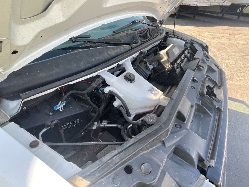 Light Duty Box Truck-Light and Medium Duty Trucks-GMC-2022-Savana G33903-West Valley City-UT-41,261\n\t\tmiles-$ 45,500 - Image 23