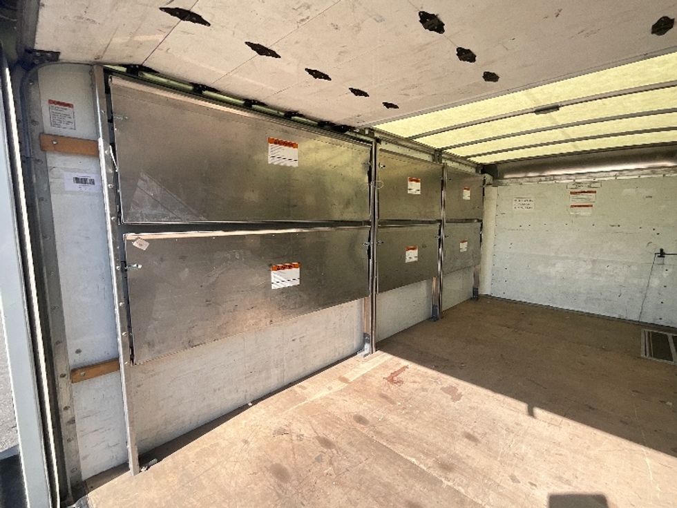 Light Duty Box Truck-Light and Medium Duty Trucks-GMC-2022-Savana G33903-West Valley City-UT-41,261\n\t\tmiles-$ 45,500 - Image 26