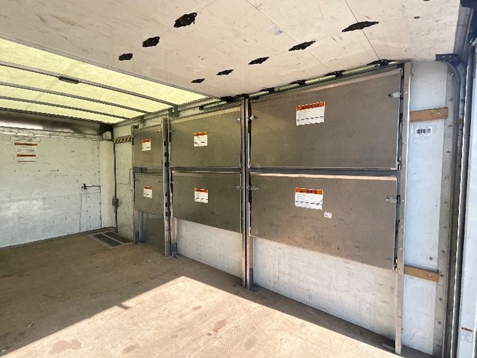 Light Duty Box Truck-Light and Medium Duty Trucks-GMC-2022-Savana G33903-West Valley City-UT-41,261\n\t\tmiles-$ 45,500 - Image 27