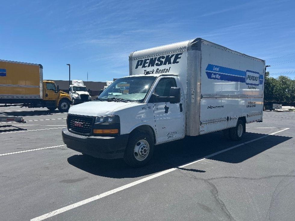 Light Duty Box Truck-Light and Medium Duty Trucks-GMC-2022-Savana G33903-West Valley City-UT-46,288\n\t\tmiles-$ 39,000 - Image 3