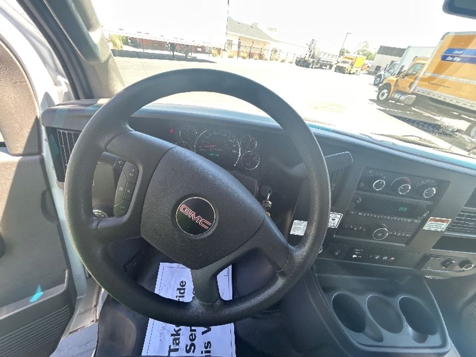 Light Duty Box Truck-Light and Medium Duty Trucks-GMC-2022-Savana G33903-West Valley City-UT-46,288\n\t\tmiles-$ 39,000 - Image 18