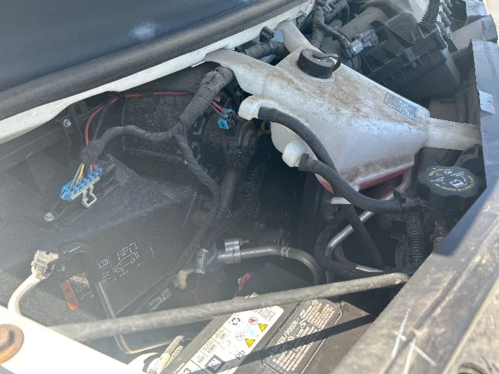 Light Duty Box Truck-Light and Medium Duty Trucks-GMC-2022-Savana G33903-West Valley City-UT-46,288\n\t\tmiles-$ 39,000 - Image 23