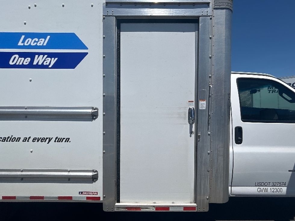 Light Duty Box Truck-Light and Medium Duty Trucks-GMC-2022-Savana G33903-West Valley City-UT-46,288\n\t\tmiles-$ 39,000 - Image 25
