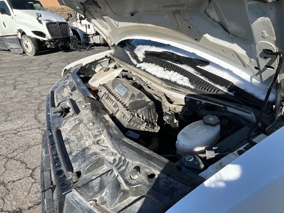 Light Duty Box Truck-Light and Medium Duty Trucks-GMC-2022-Savana G33903-West Valley City-UT-49,684\n\t\tmiles-$ 47,750 - Image 24