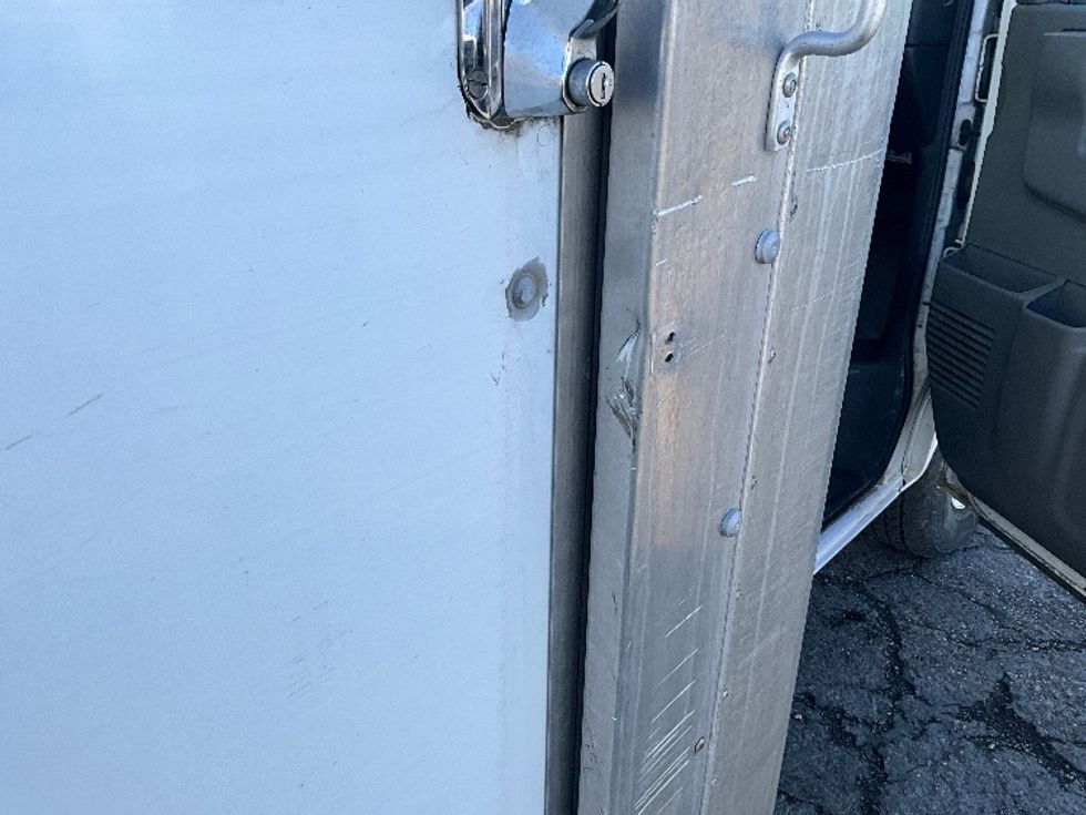 Light Duty Box Truck-Light and Medium Duty Trucks-GMC-2022-Savana G33903-West Valley City-UT-49,684\n\t\tmiles-$ 47,750 - Image 29