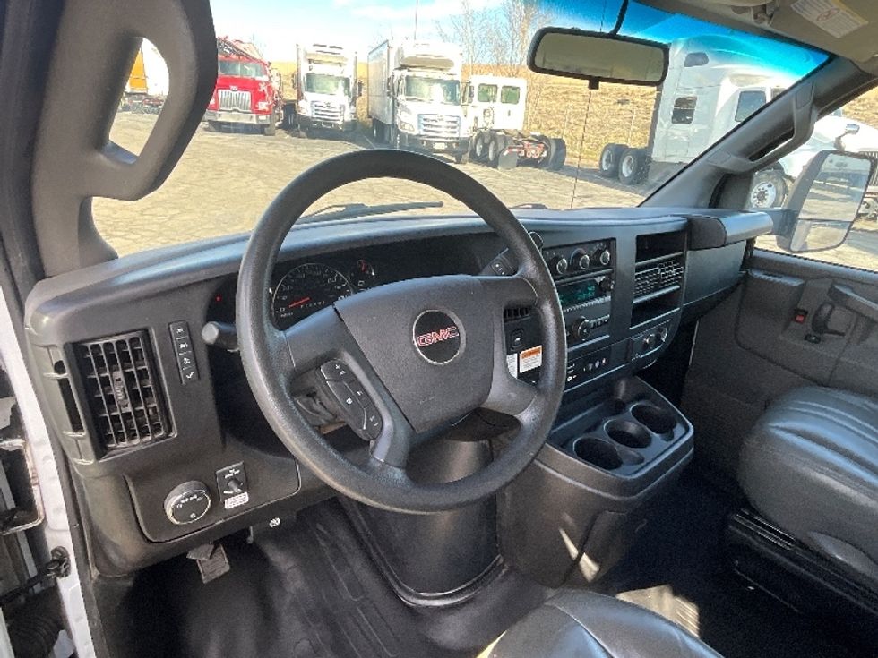 Light Duty Box Truck-Light and Medium Duty Trucks-GMC-2022-Savana G33903-West Valley City-UT-84,954\n\t\tmiles-$ 43,000 - Image 17
