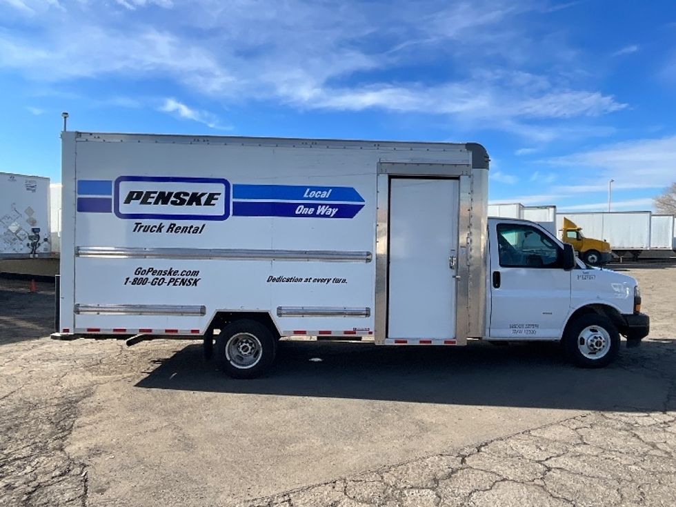 Light Duty Box Truck-Light and Medium Duty Trucks-GMC-2022-Savana G33903-West Valley City-UT-84,954\n\t\tmiles-$ 43,000 - Image 15