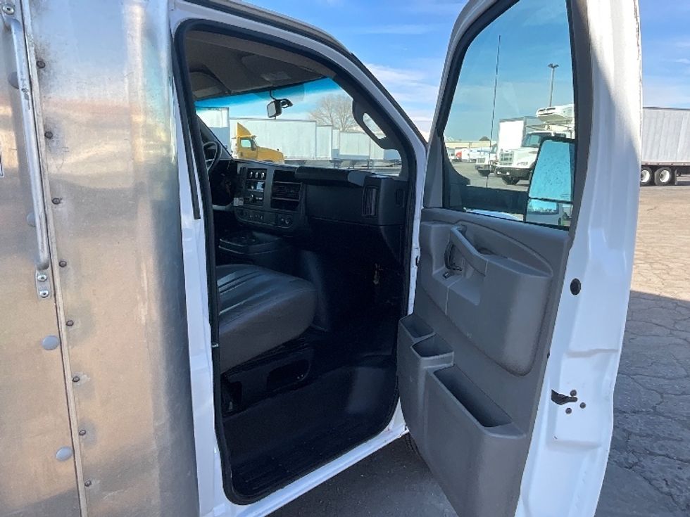 Light Duty Box Truck-Light and Medium Duty Trucks-GMC-2022-Savana G33903-West Valley City-UT-84,954\n\t\tmiles-$ 43,000 - Image 20