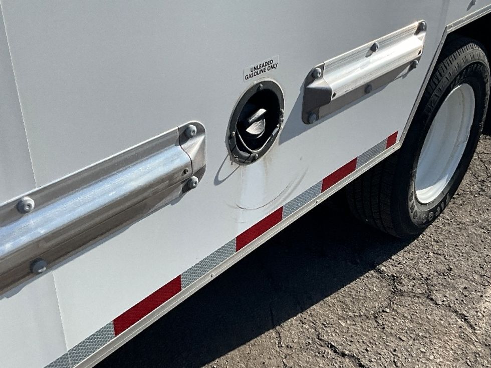 Light Duty Box Truck-Light and Medium Duty Trucks-GMC-2022-Savana G33903-West Valley City-UT-84,954\n\t\tmiles-$ 43,000 - Image 25