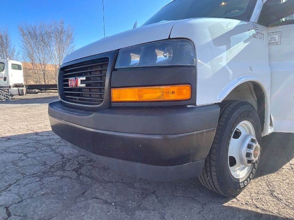 Light Duty Box Truck-Light and Medium Duty Trucks-GMC-2022-Savana G33903-West Valley City-UT-84,954\n\t\tmiles-$ 43,000 - Image 27