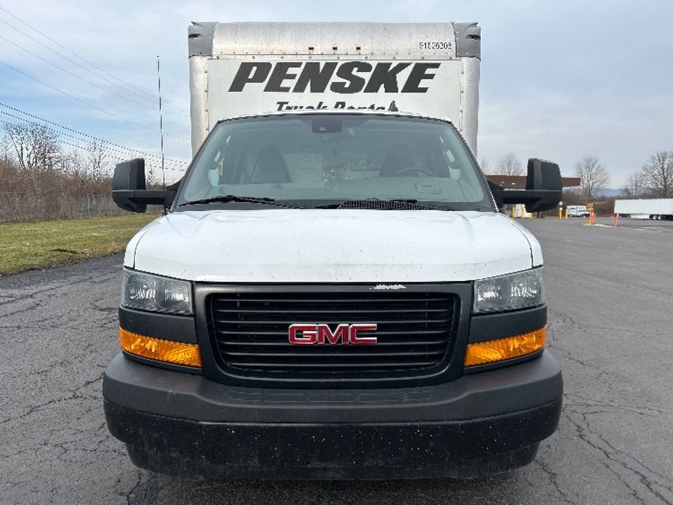 Light Duty Box Truck-Light and Medium Duty Trucks-GMC-2022-Savana G33903-White Deer-PA-103,466\n\t\tmiles-$ 31,750 - Image 2
