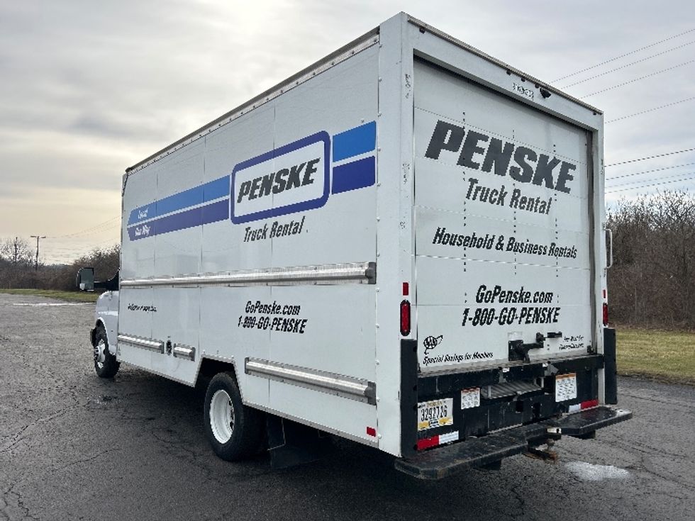 Light Duty Box Truck-Light and Medium Duty Trucks-GMC-2022-Savana G33903-White Deer-PA-103,466\n\t\tmiles-$ 31,750 - Image 6