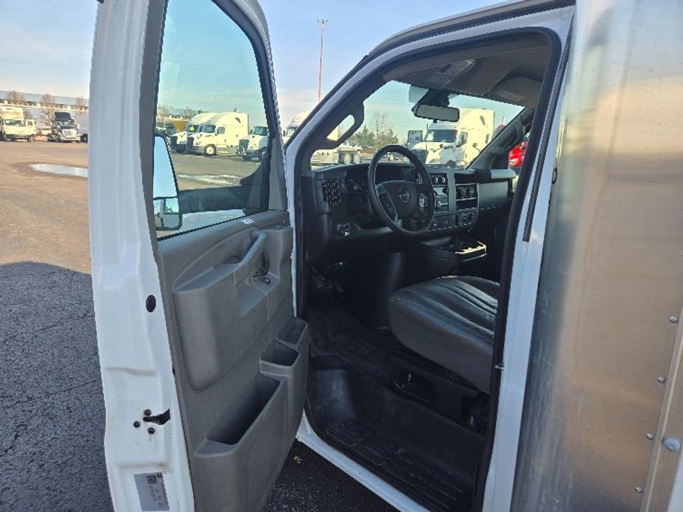 Light Duty Box Truck-Light and Medium Duty Trucks-GMC-2022-Savana G33903-White Deer-PA-68,363\n\t\tmiles-$ 34,750 - Image 13
