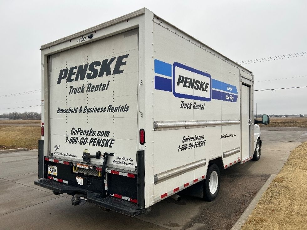 Light Duty Box Truck-Light and Medium Duty Trucks-GMC-2022-Savana G33903-Wichita-KS-75,106\n\t\tmiles-$ 40,500 - Image 13