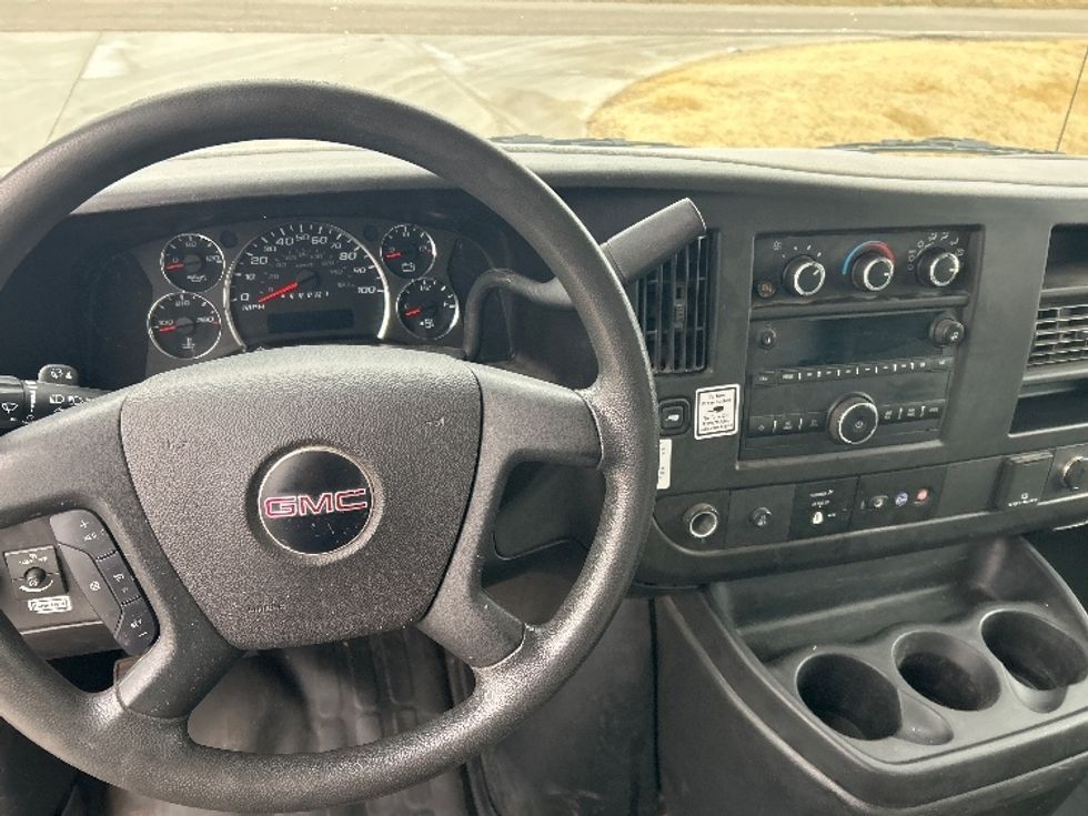 Light Duty Box Truck-Light and Medium Duty Trucks-GMC-2022-Savana G33903-Wichita-KS-75,106\n\t\tmiles-$ 40,500 - Image 18