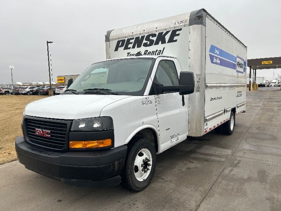 Light Duty Box Truck-Light and Medium Duty Trucks-GMC-2022-Savana G33903-Wichita-KS-75,106\n\t\tmiles-$ 40,500 - Image 3