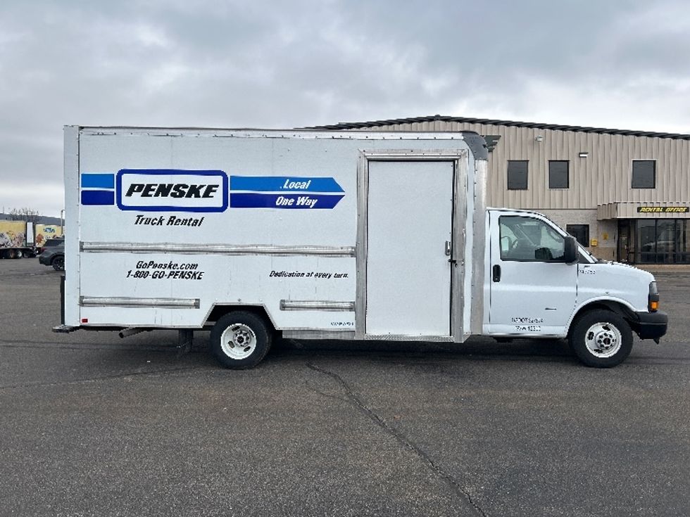 Light Duty Box Truck-Light and Medium Duty Trucks-GMC-2022-Savana G33903-Windsor-WI-36,319\n\t\tmiles-$ 45,250 - Image 15