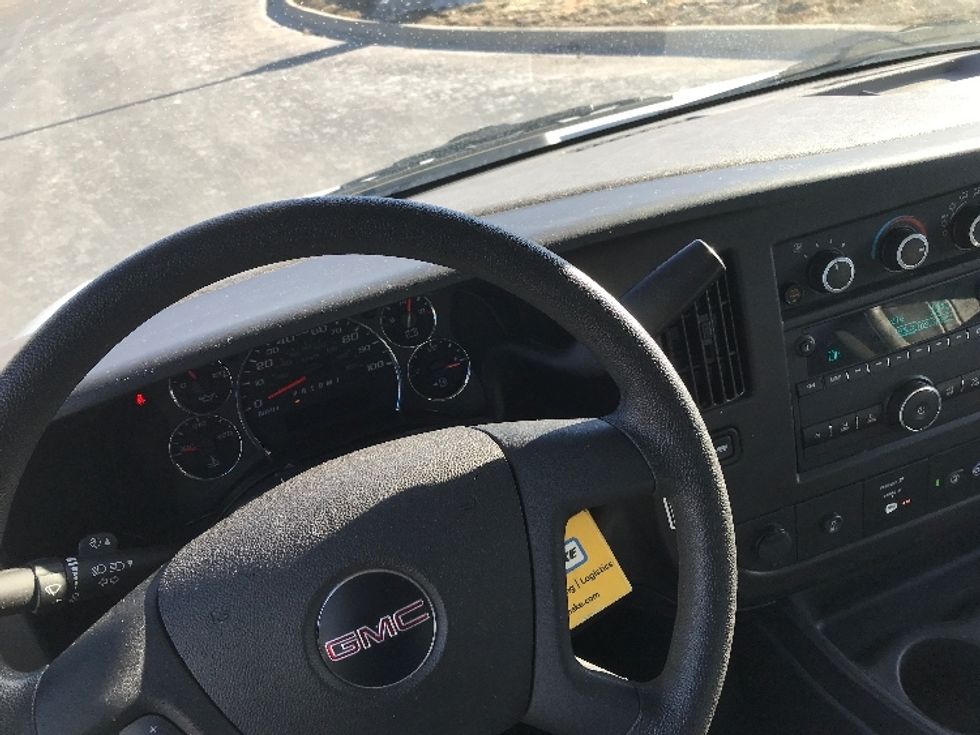 Light Duty Box Truck-Light and Medium Duty Trucks-GMC-2022-Savana G33903-Windsor-WI-39,514\n\t\tmiles-$ 48,250 - Image 18