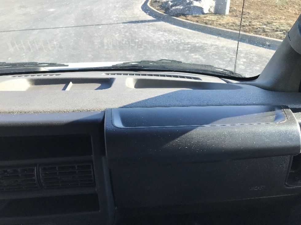 Light Duty Box Truck-Light and Medium Duty Trucks-GMC-2022-Savana G33903-Windsor-WI-39,514\n\t\tmiles-$ 48,250 - Image 21