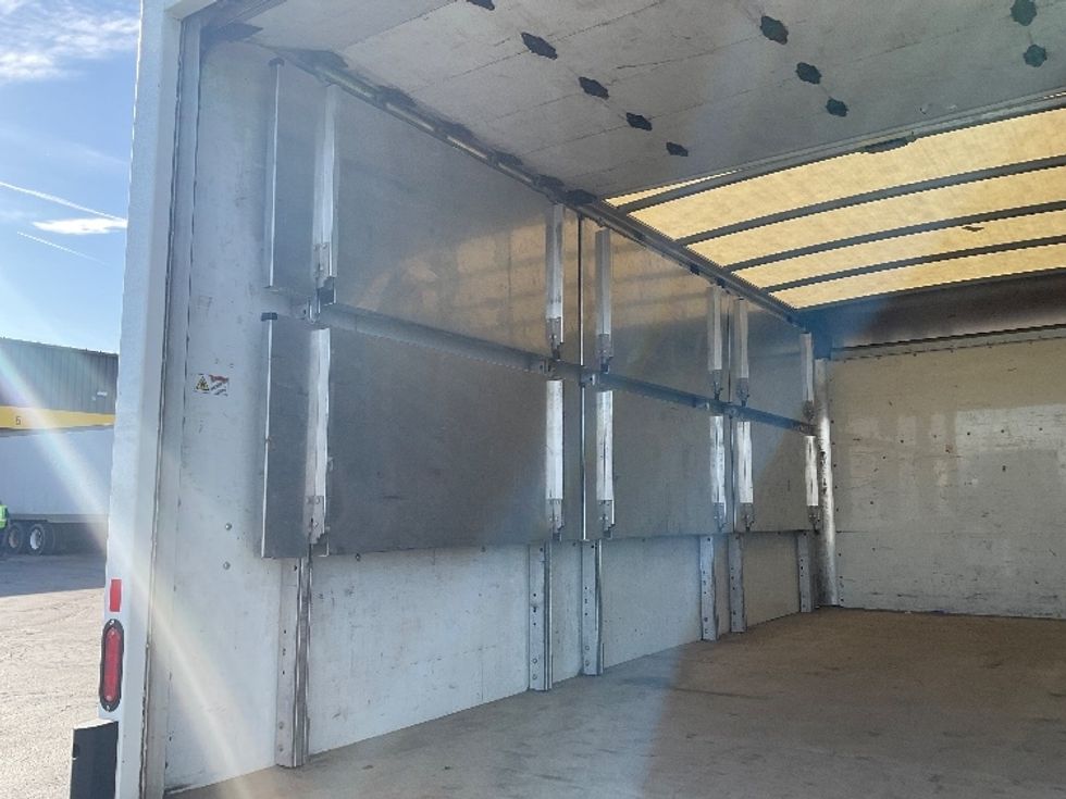 Light Duty Box Truck-Light and Medium Duty Trucks-GMC-2022-Savana G33903-Windsor-WI-66,944\n\t\tmiles-$ 39,000 - Image 11
