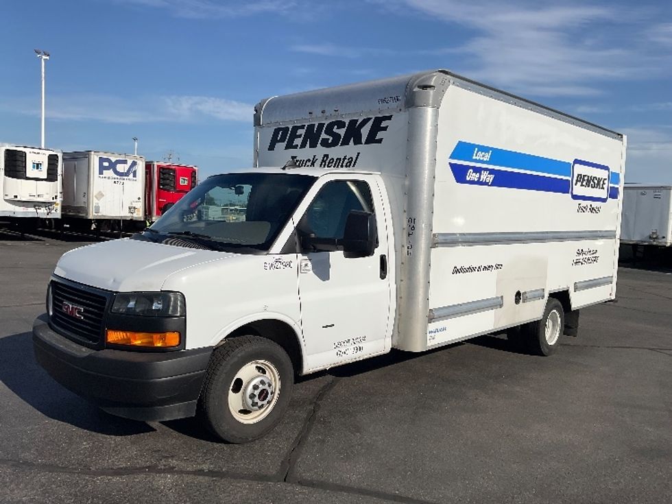 Light Duty Box Truck-Light and Medium Duty Trucks-GMC-2022-Savana G33903-Windsor-WI-66,944\n\t\tmiles-$ 39,000 - Image 3
