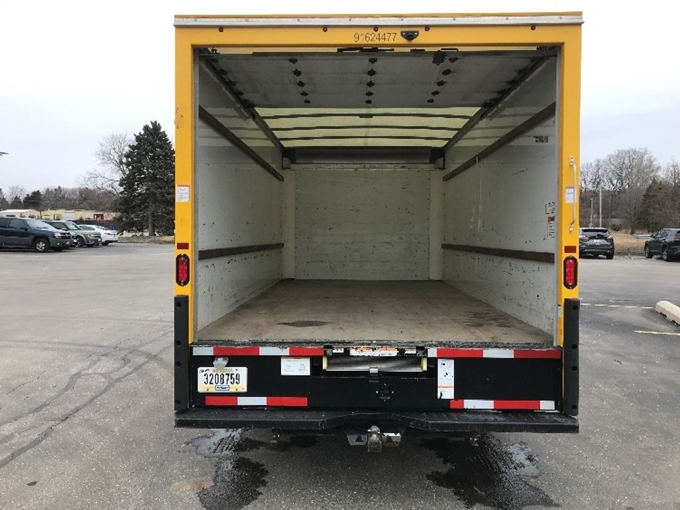 Light Duty Box Truck-Light and Medium Duty Trucks-GMC-2022-Savana G33903-Windsor-WI-87,367\n\t\tmiles-$ 29,750 - Image 8