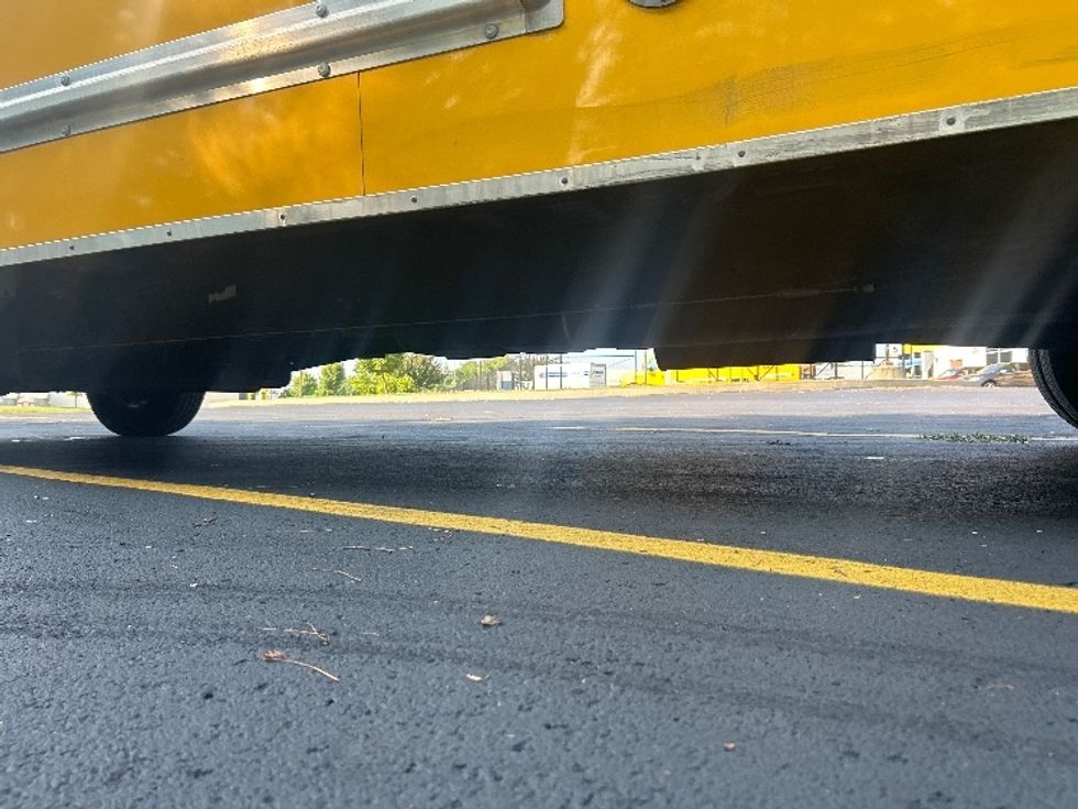 Light Duty Box Truck-Light and Medium Duty Trucks-GMC-2022-Savana G33903-Zelienople-PA-112,798\n\t\tmiles-$ 26,500 - Image 5