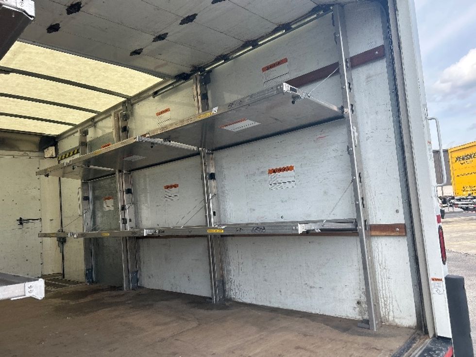 Light Duty Box Truck-Light and Medium Duty Trucks-GMC-2022-Savana G33903-Zelienople-PA-60,389\n\t\tmiles-$ 38,250 - Image 11