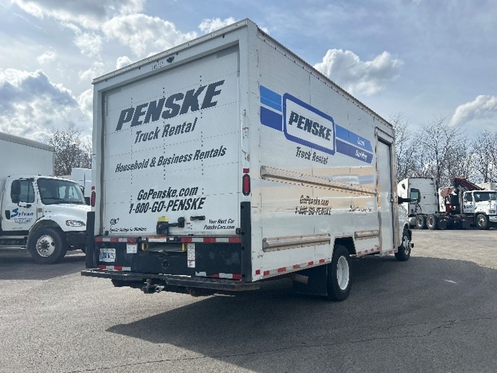 Light Duty Box Truck-Light and Medium Duty Trucks-GMC-2022-Savana G33903-Zelienople-PA-60,389\n\t\tmiles-$ 38,250 - Image 12