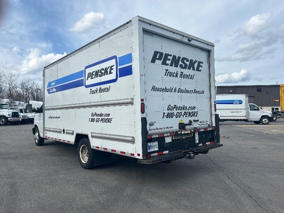 Light Duty Box Truck-Light and Medium Duty Trucks-GMC-2022-Savana G33903-Zelienople-PA-60,389\n\t\tmiles-$ 38,250 - Image 6