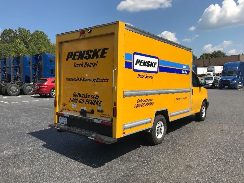 Light Duty Box Truck-Light and Medium Duty Trucks-GMC-2023-Savana G33503-Conover-NC-102,490\n\t\tmiles-$ 30,000 - Image 12