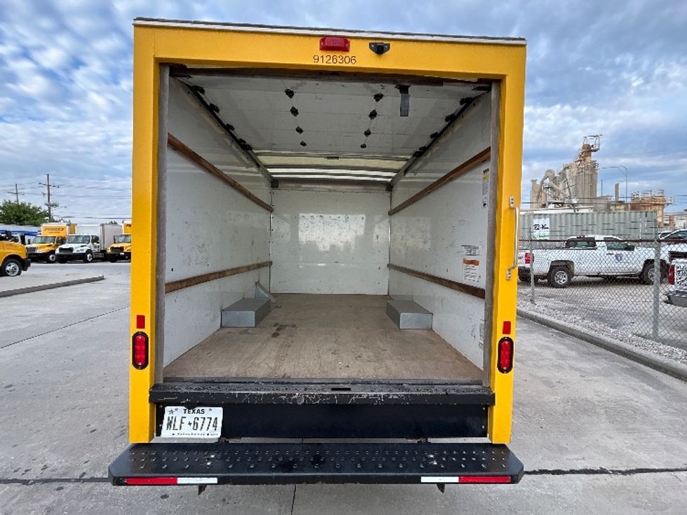 Light Duty Box Truck-Light and Medium Duty Trucks-GMC-2023-Savana G33503-Hammond-LA-170,218\n\t\tmiles-$ 19,250 - Image 8