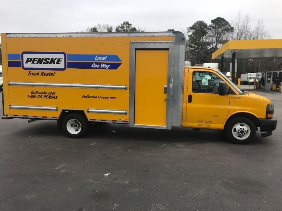 Light Duty Box Truck-Light and Medium Duty Trucks-GMC-2023-Savana G33903-Augusta-GA-38,885\n\t\tmiles-$ 45,000 - Image 15