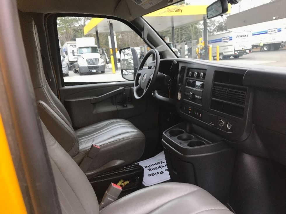 Light Duty Box Truck-Light and Medium Duty Trucks-GMC-2023-Savana G33903-Augusta-GA-38,885\n\t\tmiles-$ 45,000 - Image 22