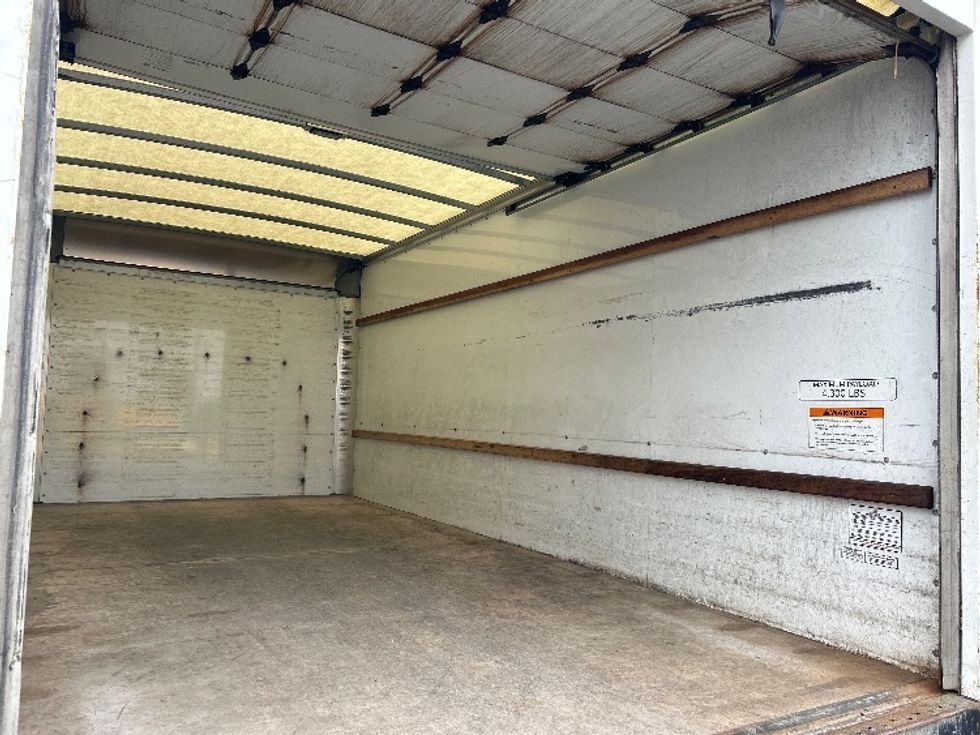 Light Duty Box Truck-Light and Medium Duty Trucks-GMC-2023-Savana G33903-Braintree-MA-118,393\n\t\tmiles-$ 29,500 - Image 12