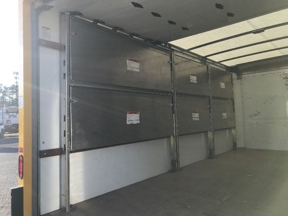 Light Duty Box Truck-Light and Medium Duty Trucks-GMC-2023-Savana G33903-Charlotte-NC-17,560\n\t\tmiles-$ 50,750 - Image 11