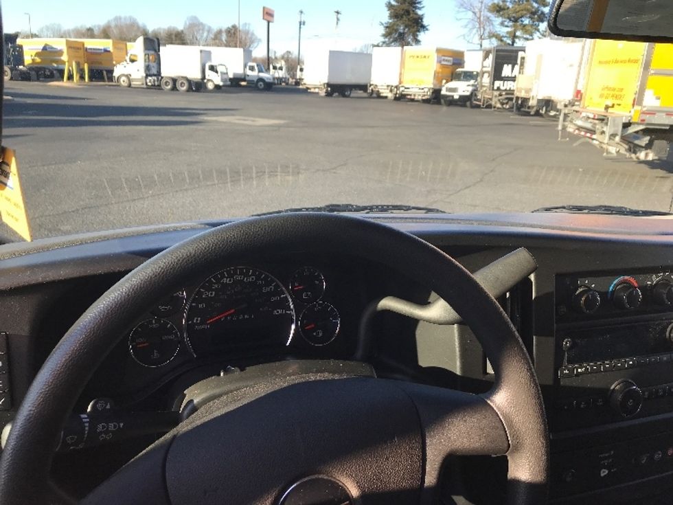 Light Duty Box Truck-Light and Medium Duty Trucks-GMC-2023-Savana G33903-Charlotte-NC-17,560\n\t\tmiles-$ 50,750 - Image 18