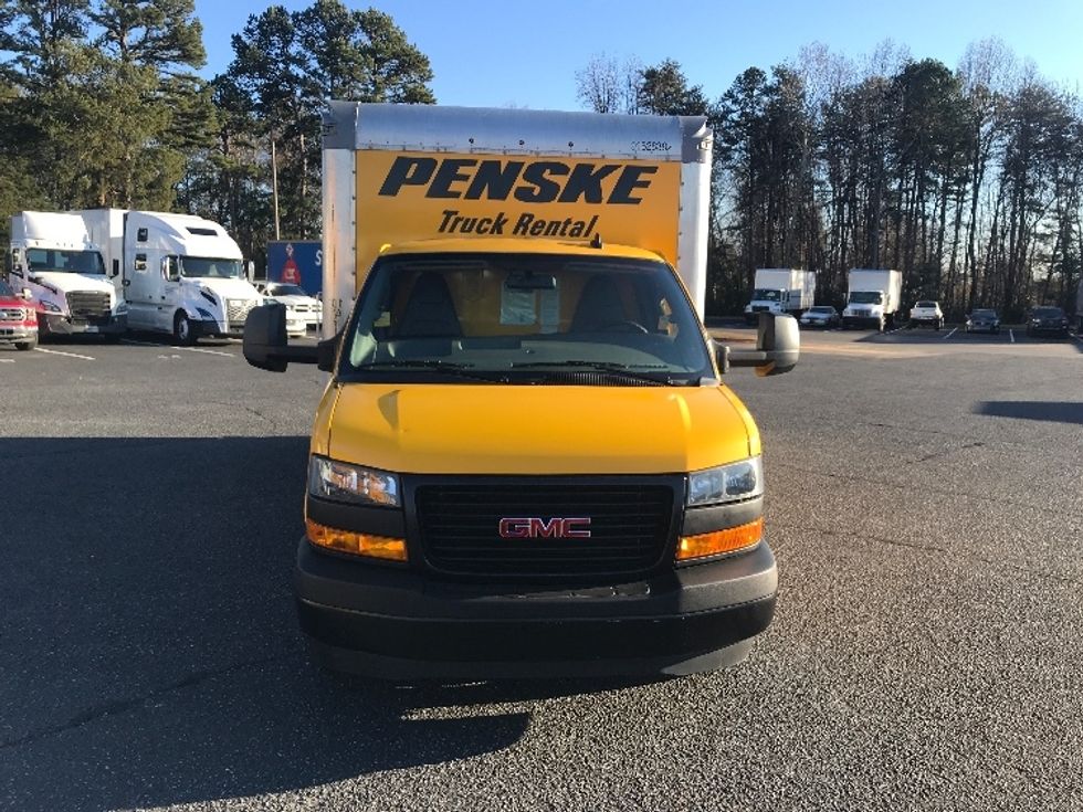 Light Duty Box Truck-Light and Medium Duty Trucks-GMC-2023-Savana G33903-Charlotte-NC-17,560\n\t\tmiles-$ 50,750 - Image 2