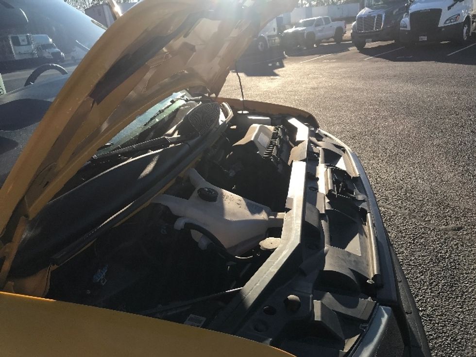 Light Duty Box Truck-Light and Medium Duty Trucks-GMC-2023-Savana G33903-Charlotte-NC-17,560\n\t\tmiles-$ 50,750 - Image 23