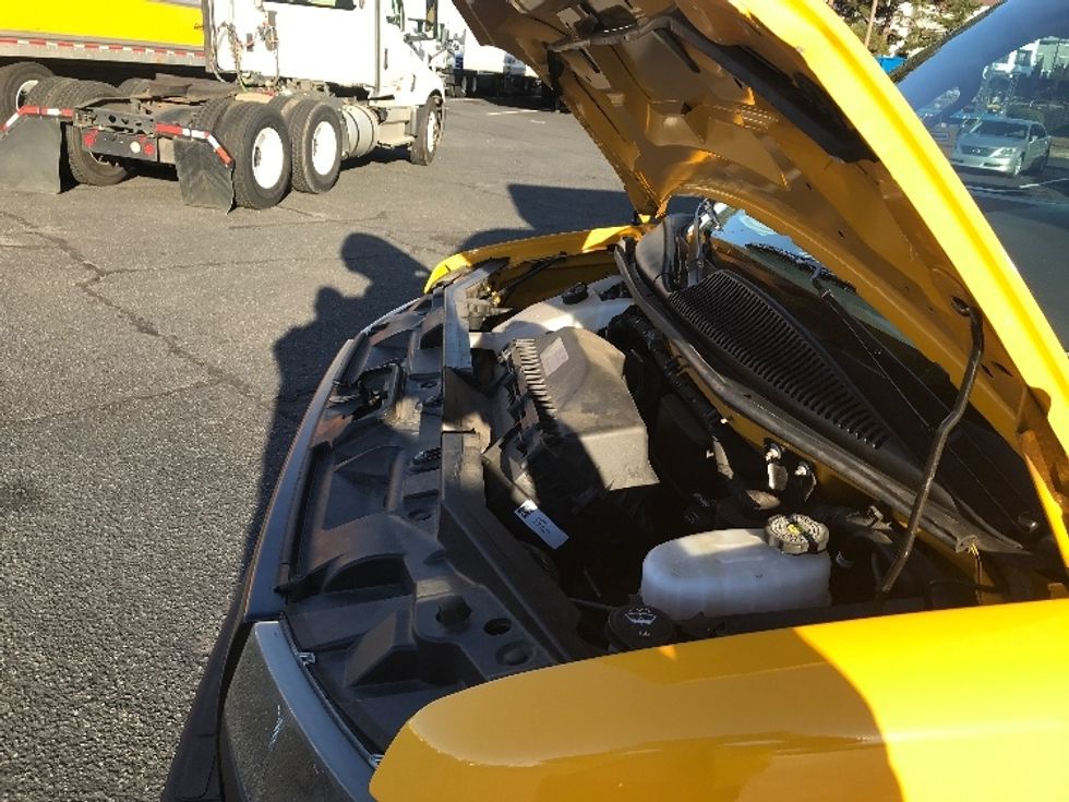 Light Duty Box Truck-Light and Medium Duty Trucks-GMC-2023-Savana G33903-Charlotte-NC-17,560\n\t\tmiles-$ 50,750 - Image 24