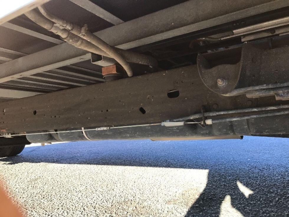 Light Duty Box Truck-Light and Medium Duty Trucks-GMC-2023-Savana G33903-Charlotte-NC-17,560\n\t\tmiles-$ 50,750 - Image 5