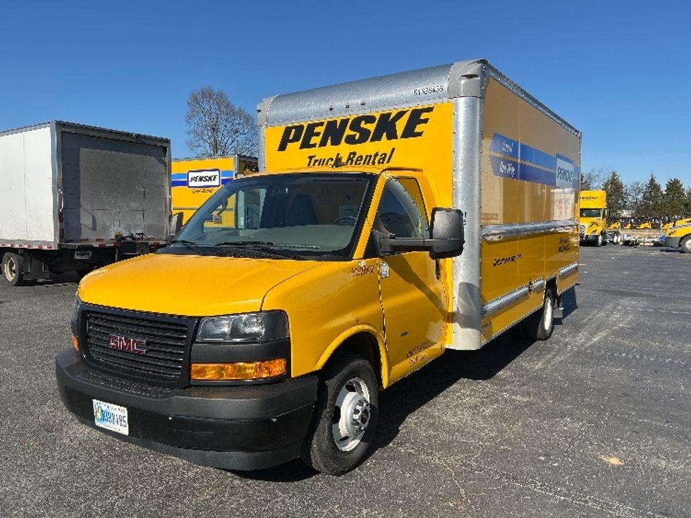 Light Duty Box Truck-Light and Medium Duty Trucks-GMC-2023-Savana G33903-Charlotte-NC-56,522\n\t\tmiles-$ 46,000 - Image 3