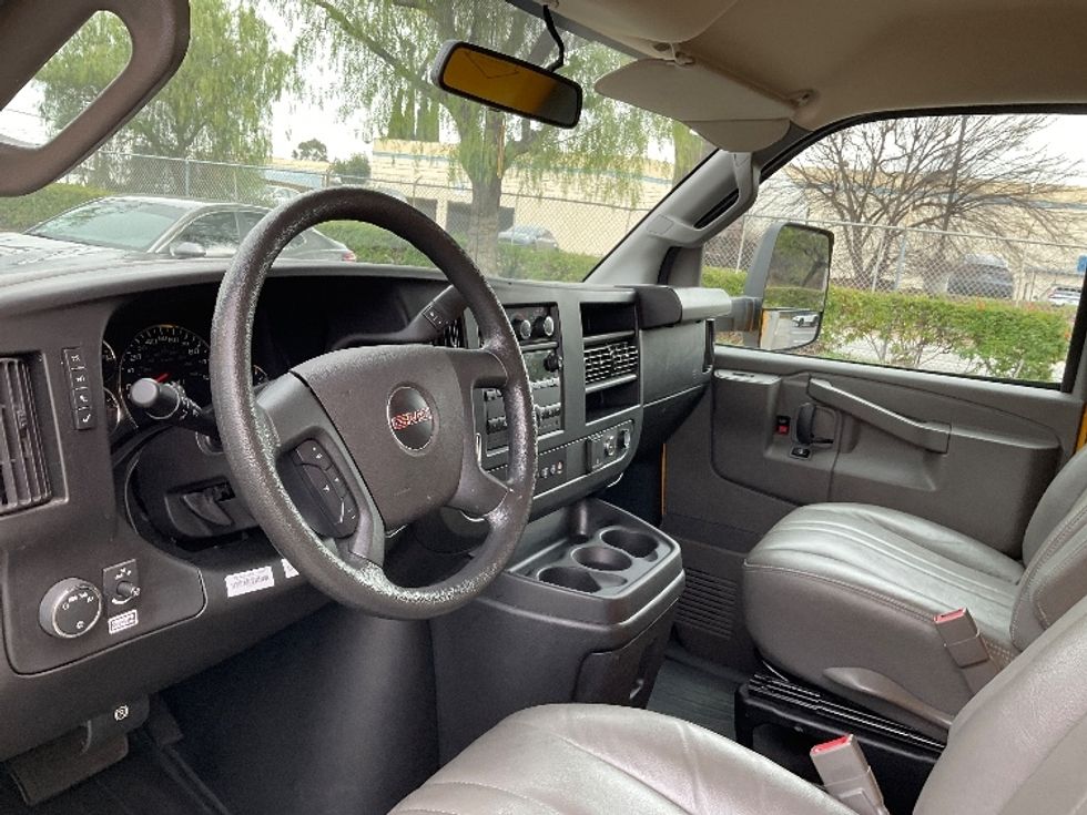 Light Duty Box Truck-Light and Medium Duty Trucks-GMC-2023-Savana G33903-City Of Industry-CA-14,808\n\t\tmiles-$ 48,750 - Image 17