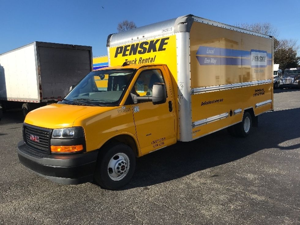 Light Duty Box Truck-Light and Medium Duty Trucks-GMC-2023-Savana G33903-Concord-NC-19,351\n\t\tmiles-$ 50,500 - Image 3